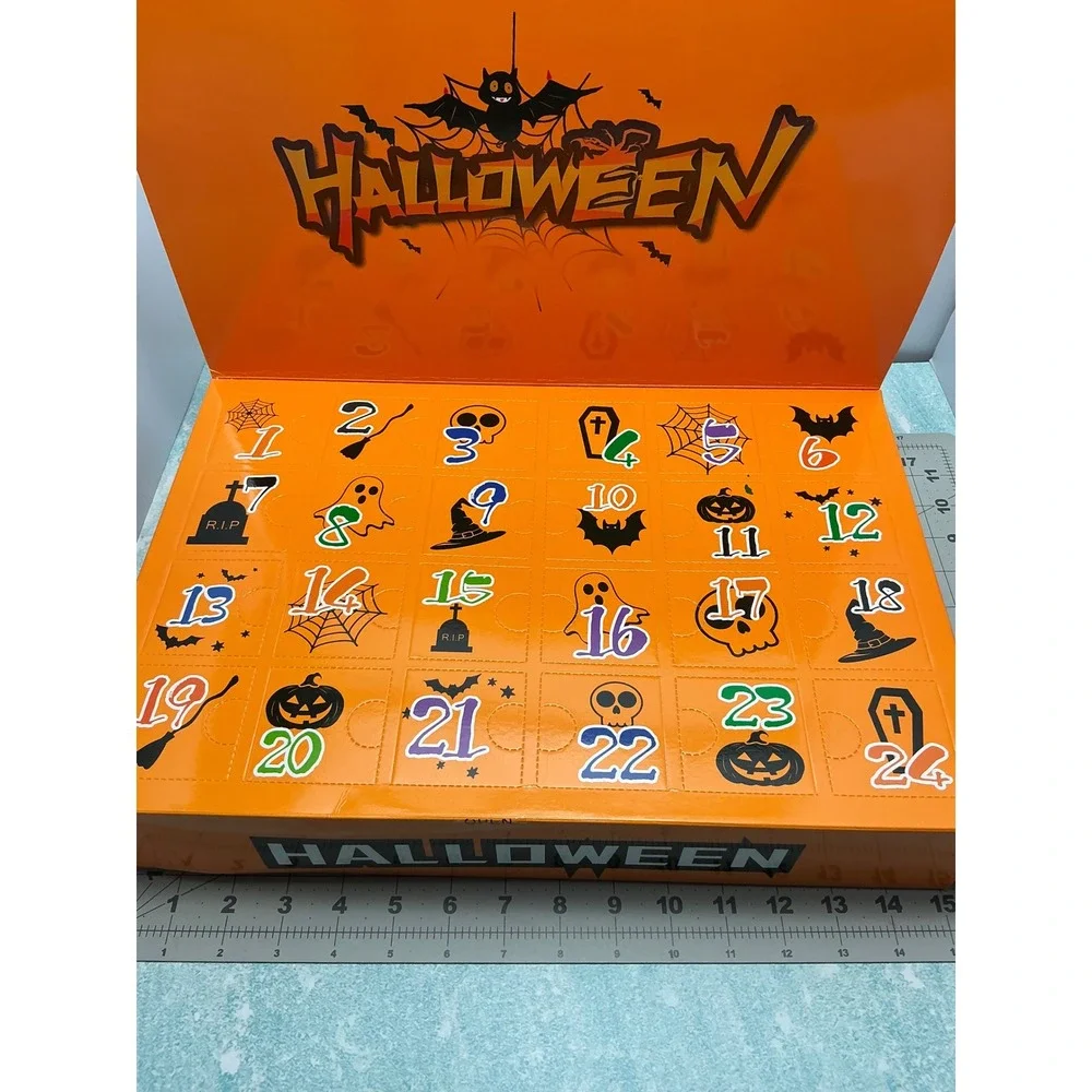 Holloween‎ countdown advent hanging ornament box